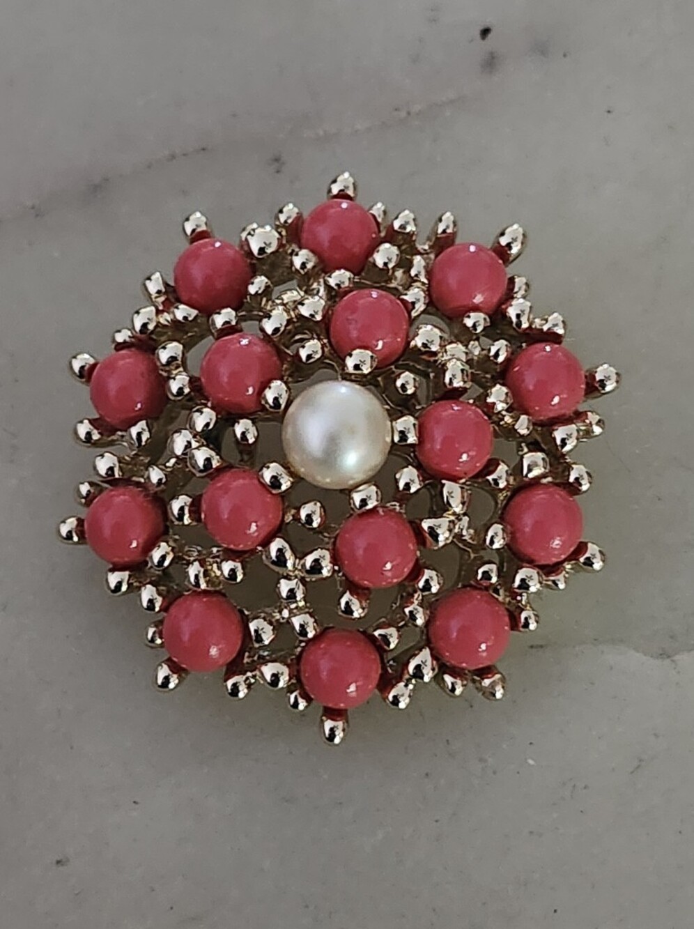 Vtg Emmons Coral Colored Cabochons & Faux Pearl Gold Tone Cluster Brooch